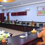 Asisten Sekda Bidang Perekonomian dan Pembangunan H. Taher Husain, S.IP mengikuti Rakor Inflasi dengan Kemendagri RI.