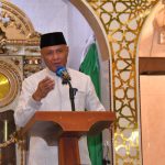 Wakil Wali Kota Muhammad Sinen memberikan sambutan pada Peringatan Maulid Nabi SAW di Kelurahan Tomalou.