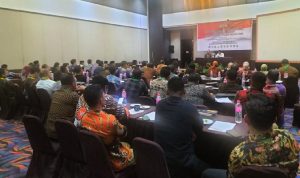 Anggota DPRD Kota Tidore mengikuti orientasi dan bimbingan teknis di hotel Sahid Bela, Kota Ternate Ternate, Jum'at (4/04/2024)
